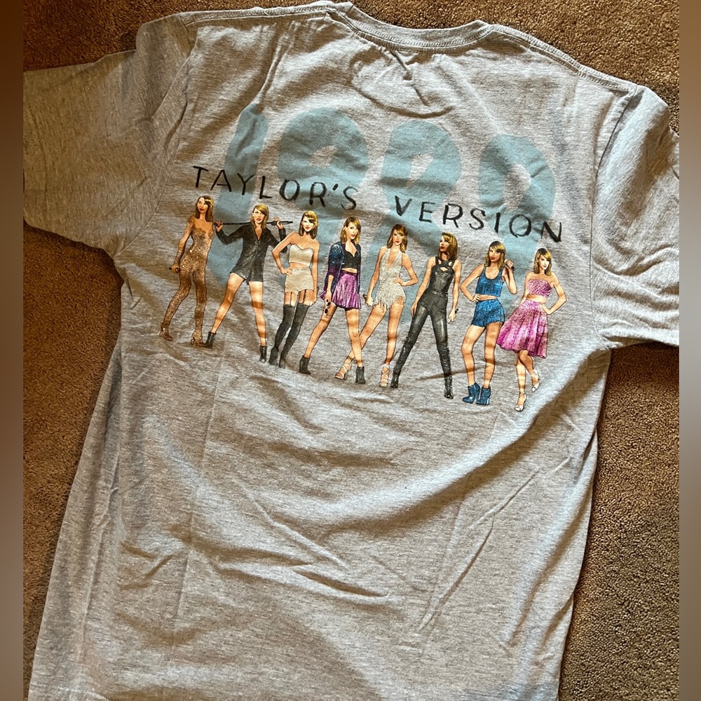 Taylor Swift 1989 tshirt